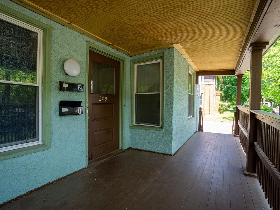Building Photo 5