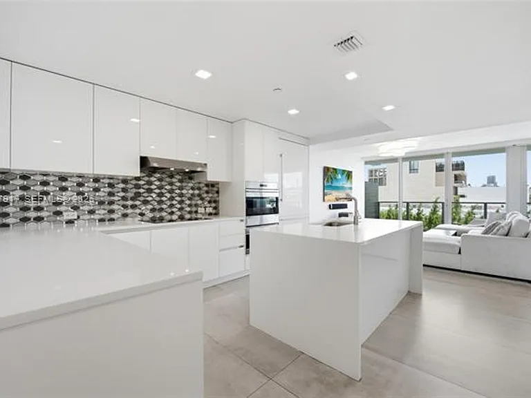 1201 20th St #CU-410 — Photo 3