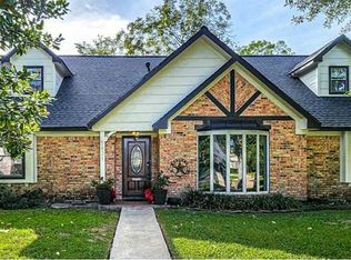 5831 Picasso Pl, Houston, TX 77096