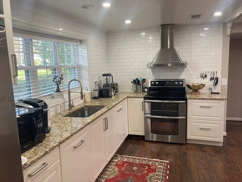 1486 Orleans Ct