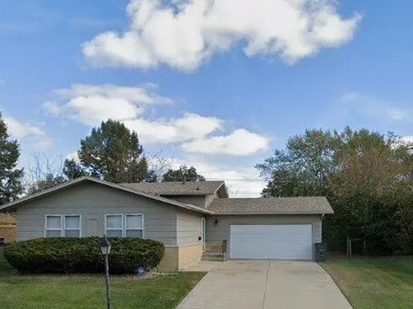 19041 Cypress Ave, Country Club Hills, IL 60478