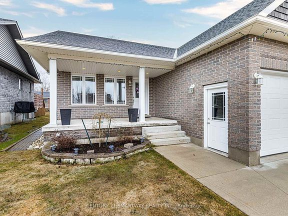4th image of 109 Rubys Cres