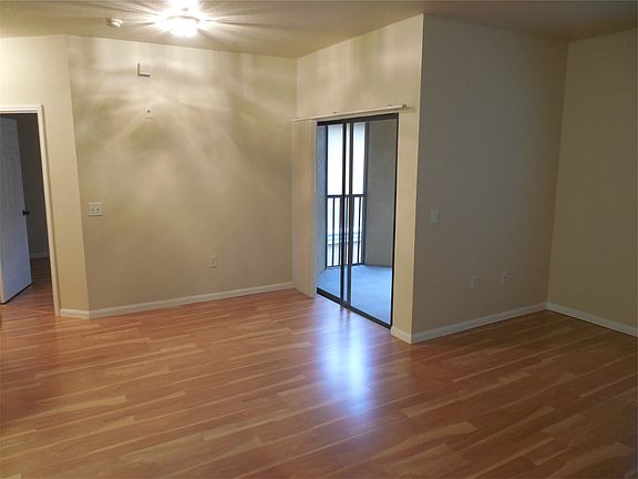 4th image of 2141 Portofino Pl #28-2827