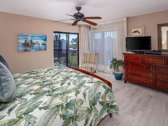 2nd image of 1501 Middle Gulf Dr #101D