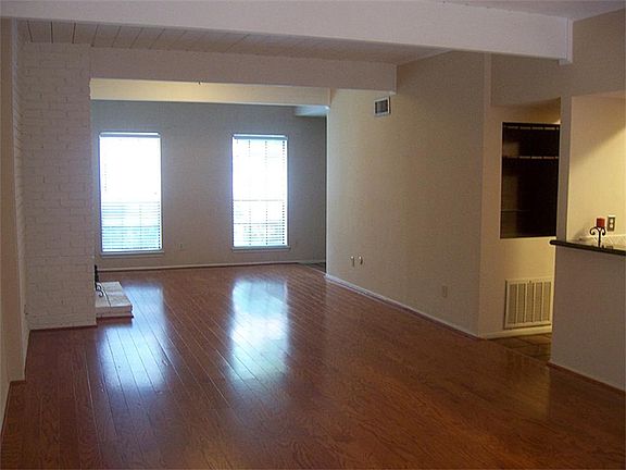 5th image of 5330 Brownway St