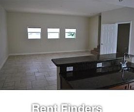 4th image of 473 NE 1st St