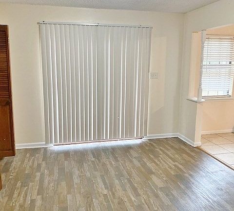 5th image of 2604 Lowndes Dr