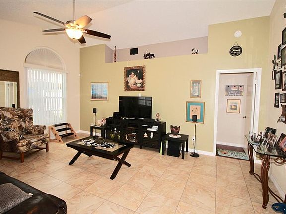 4th image of 12745 Majorama Dr