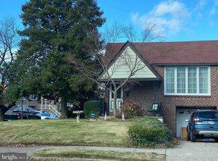 8300 Pine Rd, Philadelphia, PA 19111