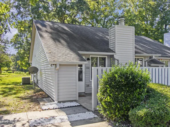 15a Masters Court Drive, New Bern, NC 28562