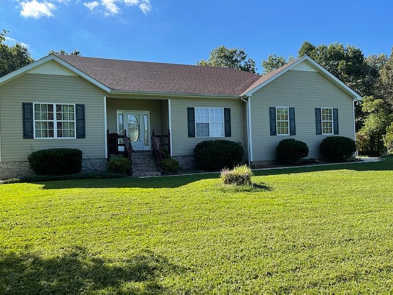 1st image of 192 Parkers Ln