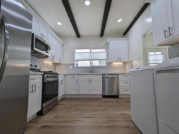 3rd image of 452 S Oakhurst Dr #452