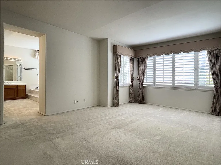 2712 Westbourne Pl — Photo 42