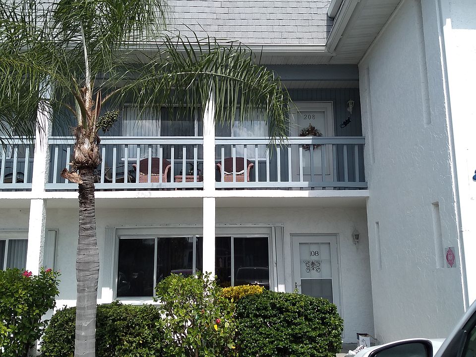 1st image of 22375 Edgewater Dr APT 208