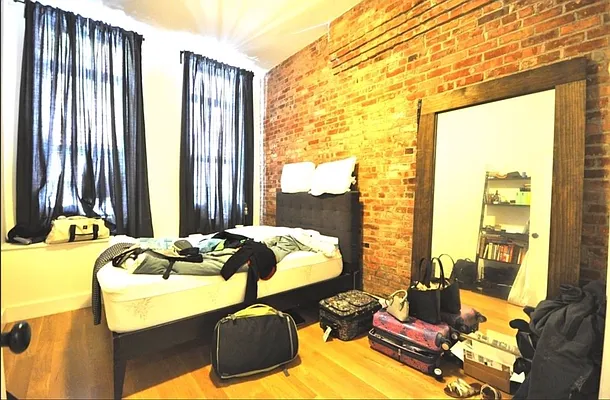 Rented by REAL New York | media 17