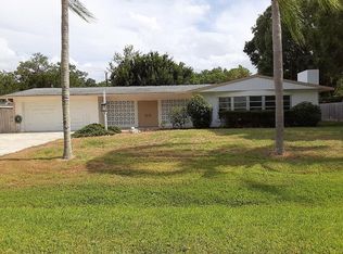 4640 E Lake Cir, Sarasota, FL 34232