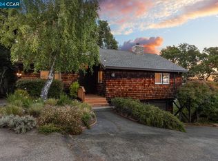 15 Miramonte Rd, Orinda, CA 94563