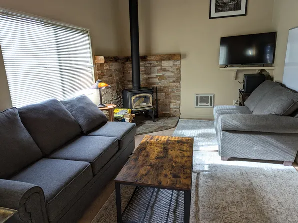 167 Meadow Ln #50, Mammoth Lakes, CA 93546
