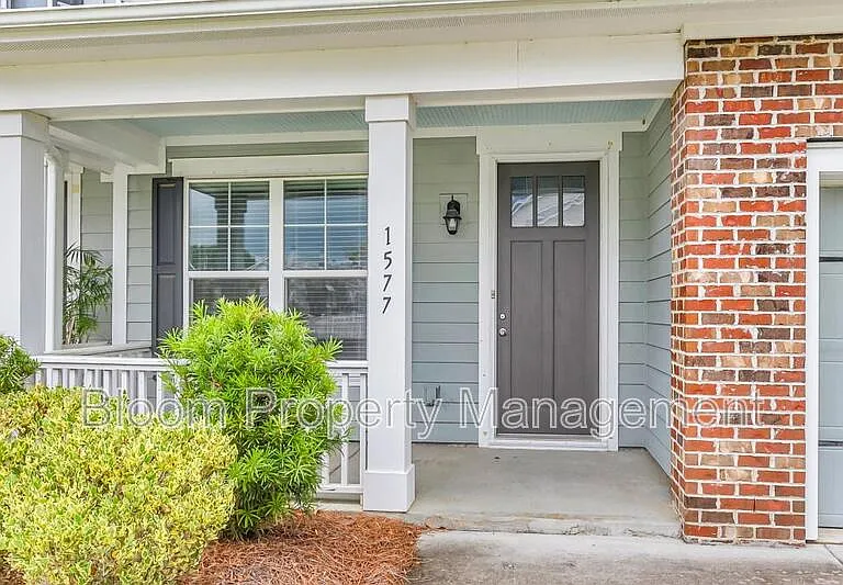 1577 Krait Ct — Photo 2