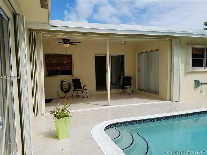 1st image of 1706 NW 39th St