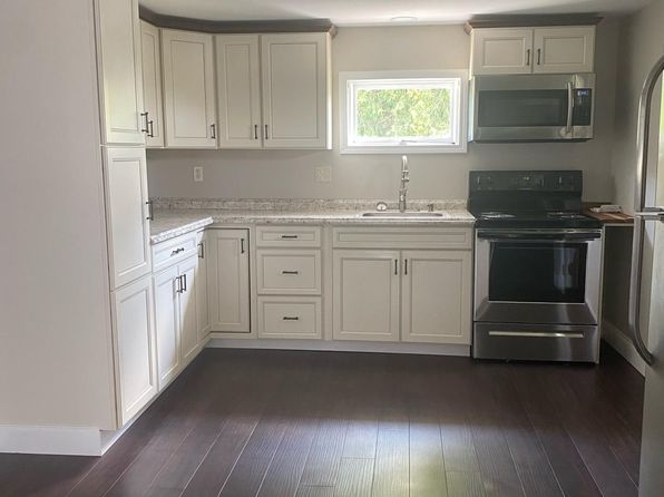 103 Poplar St FLOOR 2