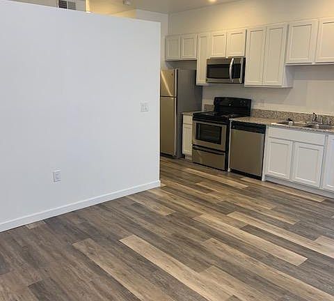5th image of 1125 Avenue Of The Oaks Unit 227