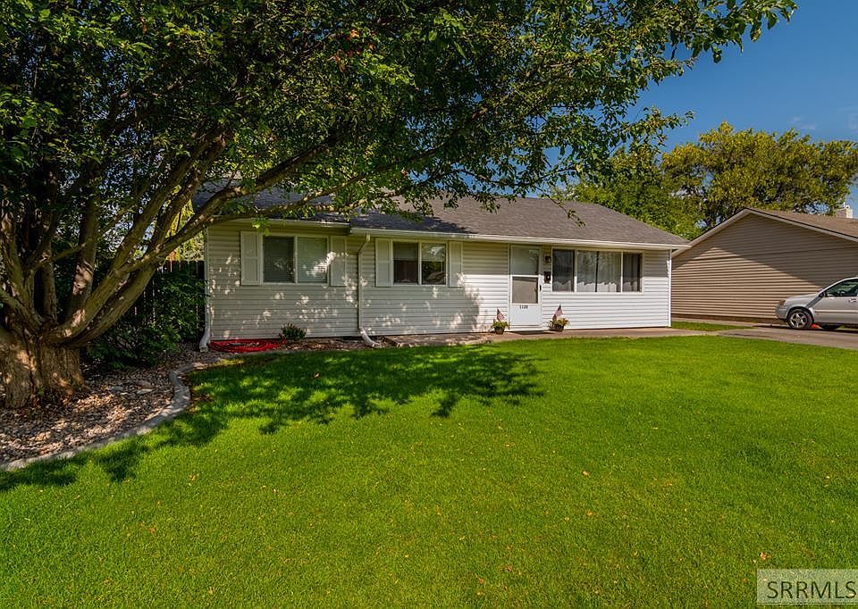 1st image of 1120 Bower Dr
