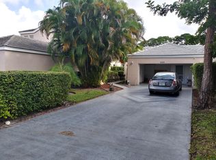 1006 Island Manor Dr, Greenacres, FL 33413