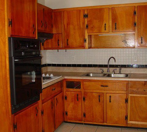 5th image of 935 Oleander Ave
