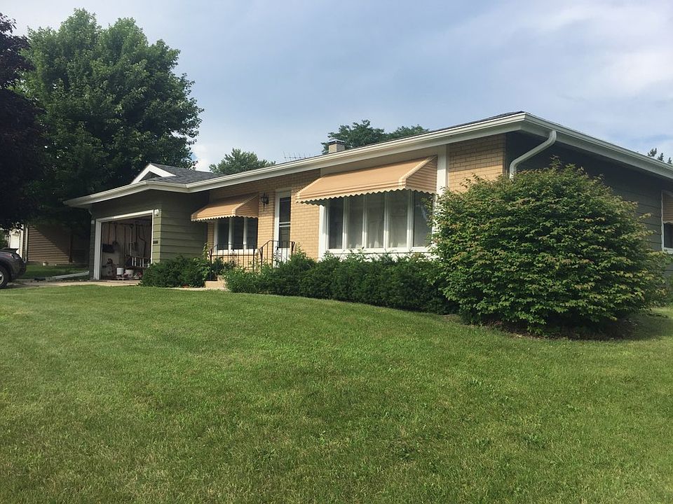 Front, SW corner of property