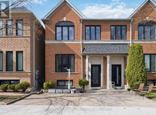 38 Viella St, Toronto, ON M6N 5C8
