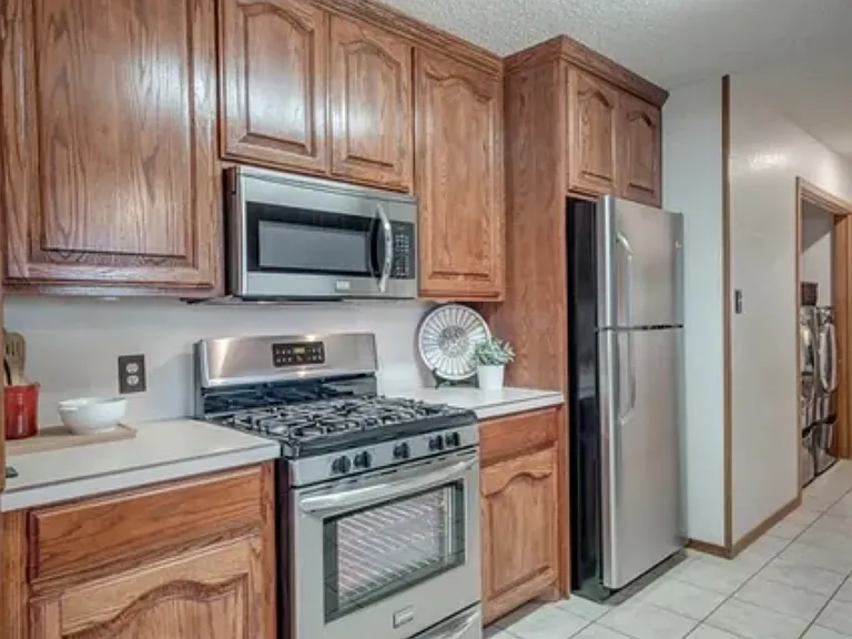 4702 Cindy Pl — Photo 11