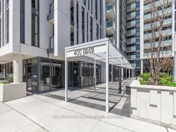400 Adelaide St E, Toronto, ON