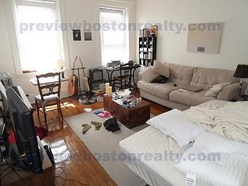 2nd image of 1254 Commonwealth Ave #286