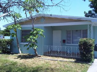 2521 W Saint John St, Tampa, FL 33607