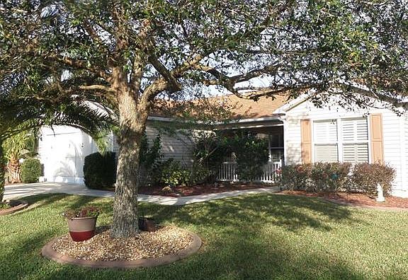 2nd image of 1665 Lakewood Dr