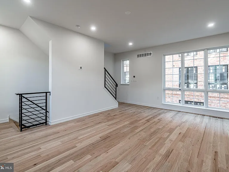 2423 Innovator Way — Photo 14