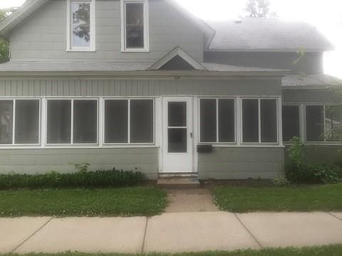 Front door/porch