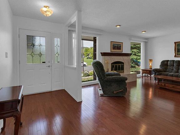 2nd image of 316 SW Norseman Rd NW