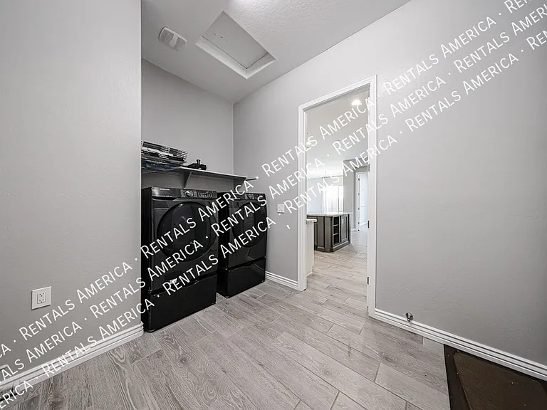 3504 E Herrera Dr — Photo 21