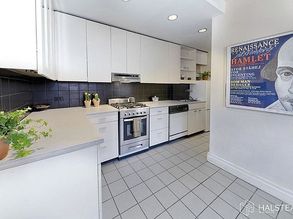 2nd image of 339 W 55th St #9A