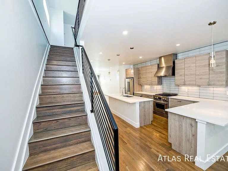 2156 S Sherman St — Photo 3