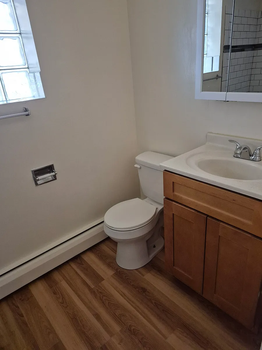 Building Photo - 602 N Wolf Rd #6