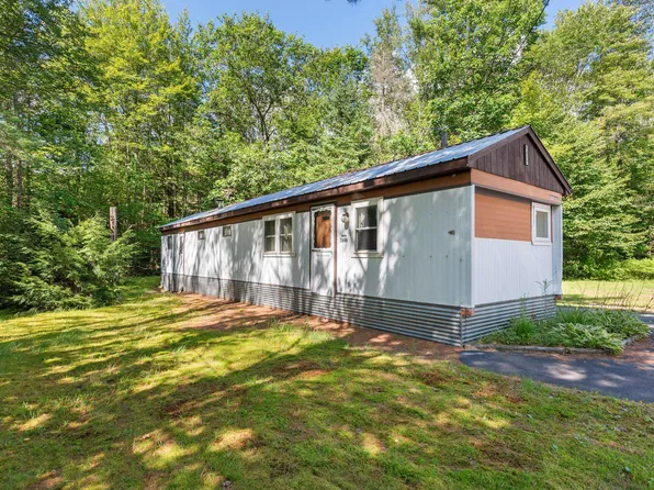 976 U.S. Route 4, Danbury, NH 03230