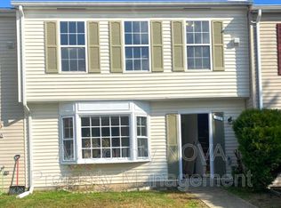 318 Jennie Run Dr, La Plata, MD 20646