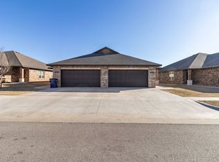 1848 Post Oak Rd, El Reno, OK 73036