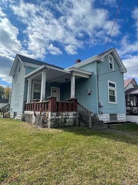 1st image of 1701 De Armand Ave