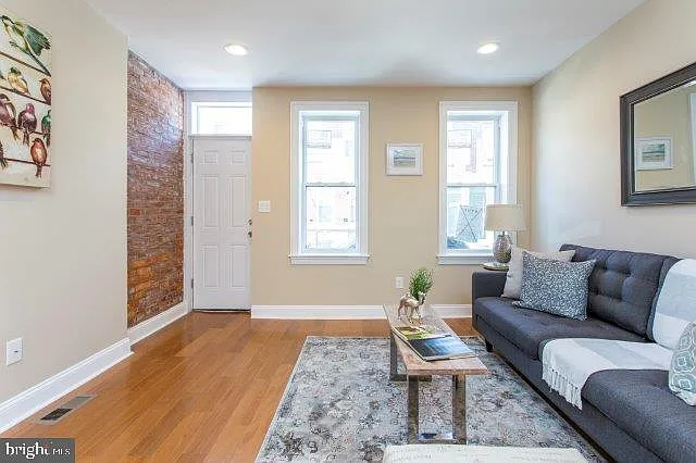 2026 McClellan St — Photo 3