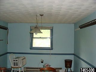 4th image of 274 W Chestnut St