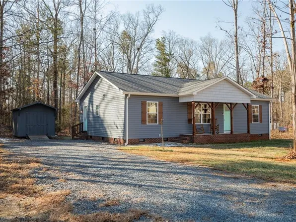 376 Floyd St, Denton, NC 27239